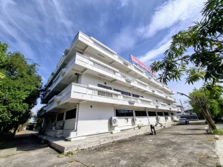 ให้เช่าอาคารอเนกประสงค์ (Multi-Purpose Building) ถ. อ่อนนุช (สุขุมวิท 77) ติดกับแยกต่างระดับอ่อนนุช - พัฒนาการ 3 ชั้น ชั้นละ 800 ตร.ม. แบ่งให้เช่า